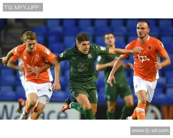 达林顿与沃尔索尔激战正酣谁能在这场较量中脱颖而出